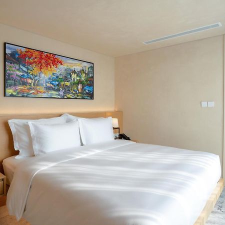 The Five Suites Lilas Ханой Экстерьер фото