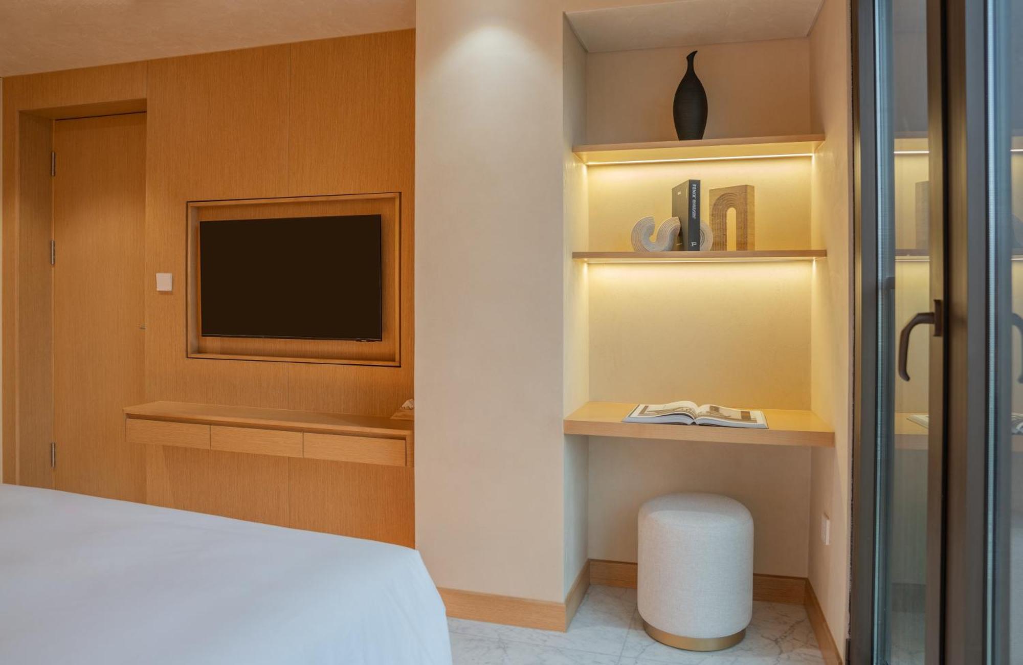 The Five Suites Lilas Ханой Экстерьер фото