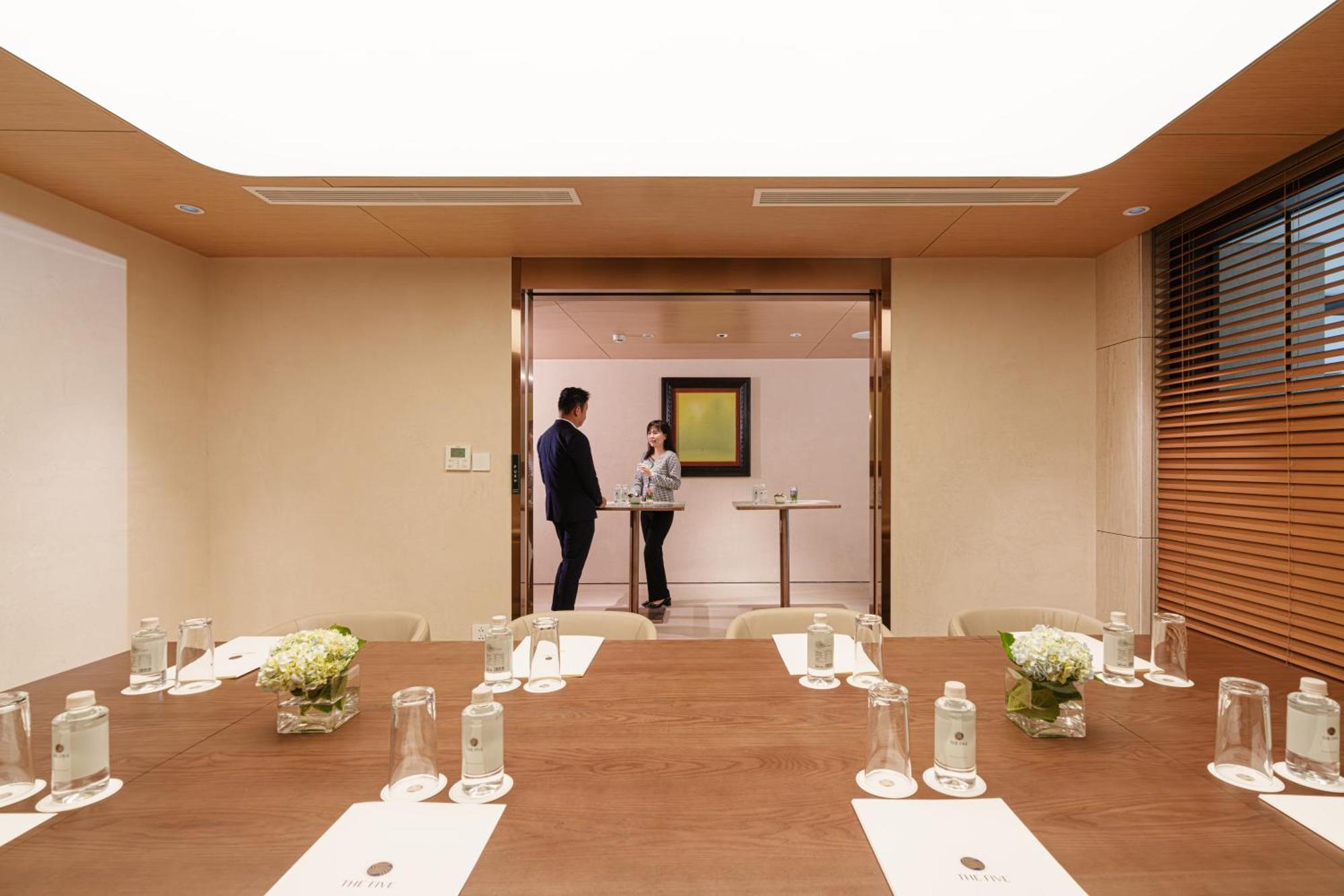 The Five Suites Lilas Ханой Экстерьер фото