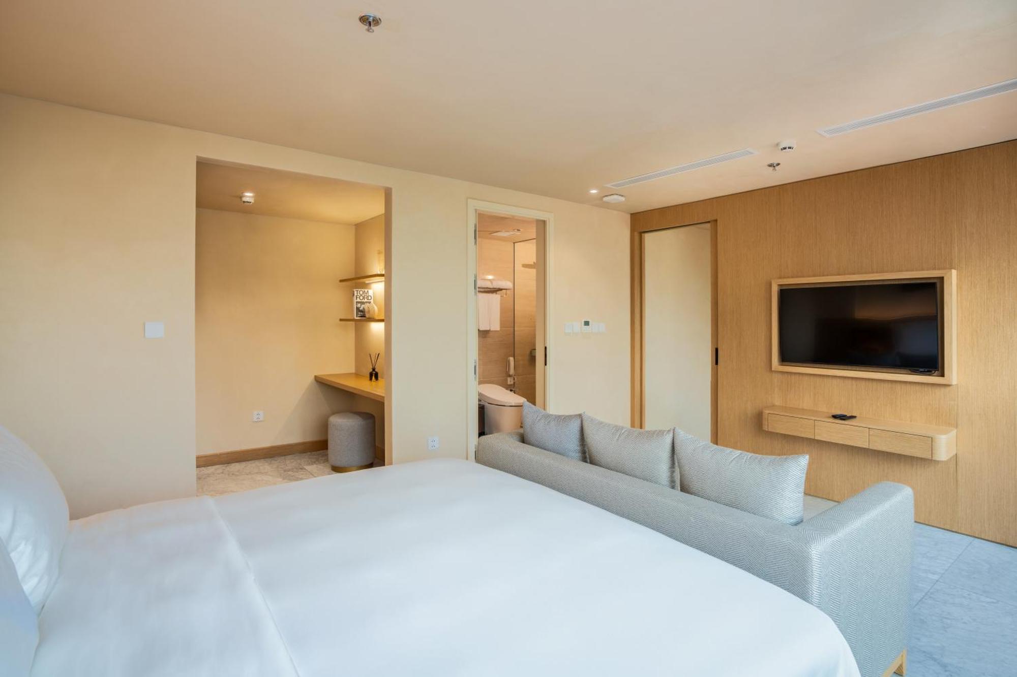 The Five Suites Lilas Ханой Экстерьер фото