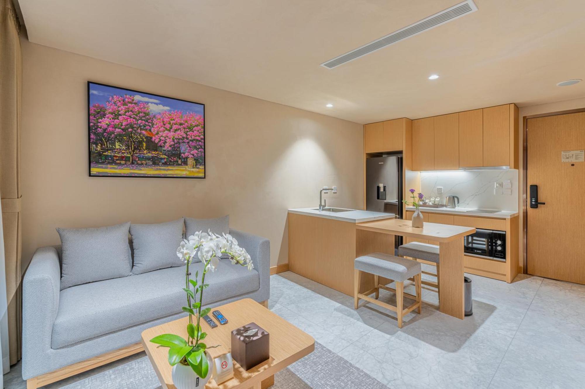 The Five Suites Lilas Ханой Экстерьер фото